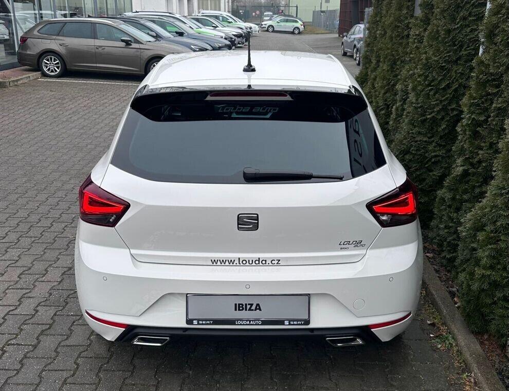 OM61000444_13.webp_Ibiza FR Black Edition 1.0 TSI 110k DSG 81 kW