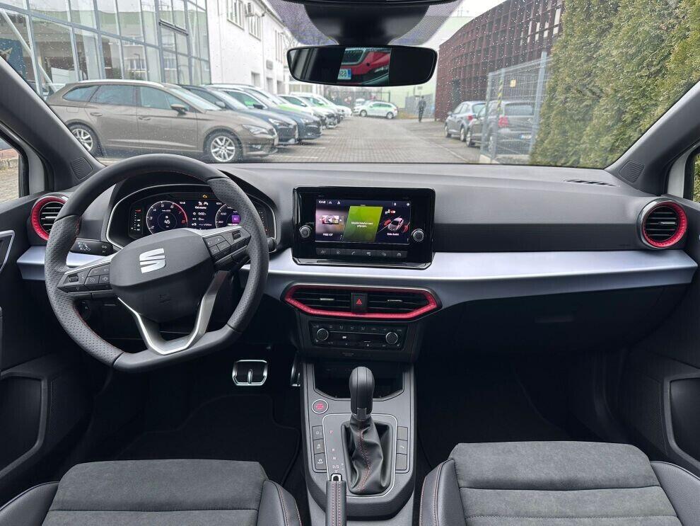 OM61000444_15.webp_Ibiza FR Black Edition 1.0 TSI 110k DSG 81 kW