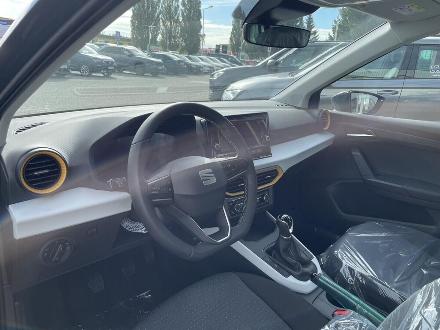 OM61000447_15.webp_Arona Vamos 1.0 TSI 95k 70 kW