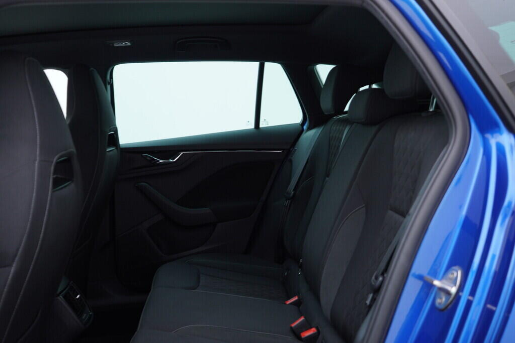 OV190V09267_35.webp_SCALA Style 1.0 TSI 85 kW manuál