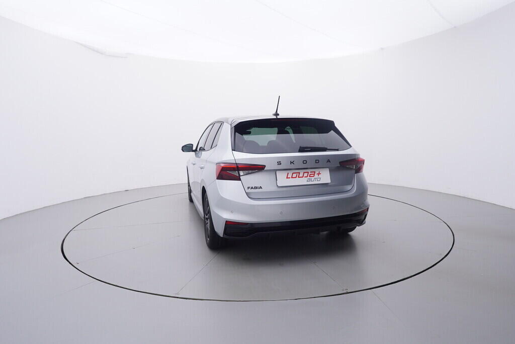 OV190V09860_13.webp_FABIA Monte Carlo 1.0 TSI 85 kW manuál, DPH