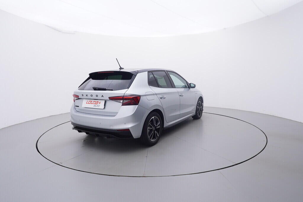 OV190V09860_14.webp_FABIA Monte Carlo 1.0 TSI 85 kW manuál, DPH