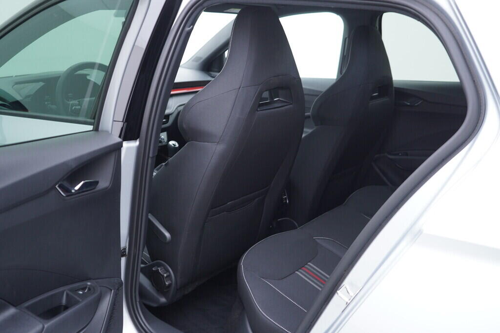 OV190V09860_34.webp_FABIA Monte Carlo 1.0 TSI 85 kW manuál, DPH