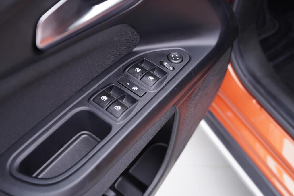 OV190V10531_20.webp_TIPO FireFly 1.0  74 kW manuál, DPH