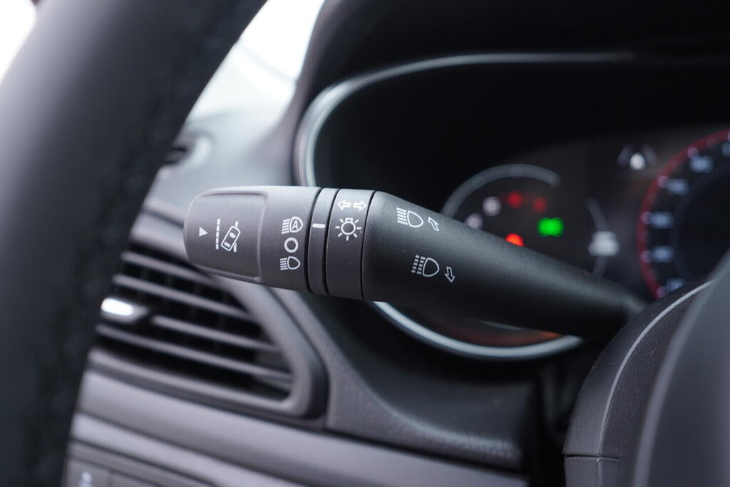 OV190V10531_23.webp_TIPO FireFly 1.0  74 kW manuál, DPH