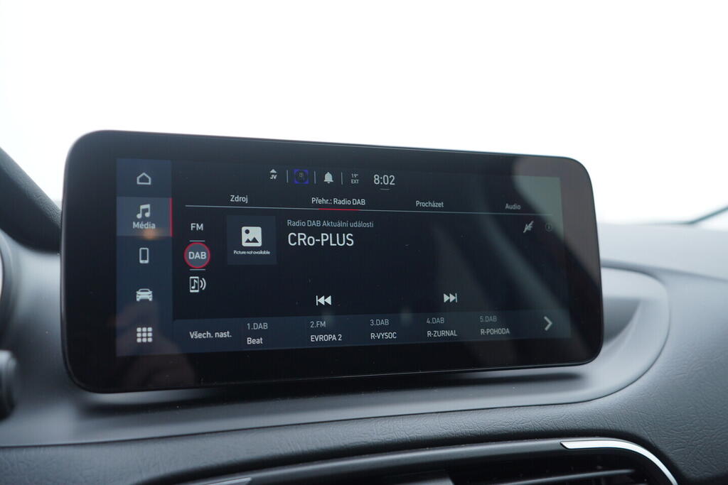 OV190V10531_29.webp_TIPO FireFly 1.0  74 kW manuál, DPH