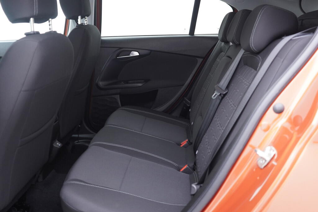 OV190V10531_34.webp_TIPO FireFly 1.0  74 kW manuál, DPH