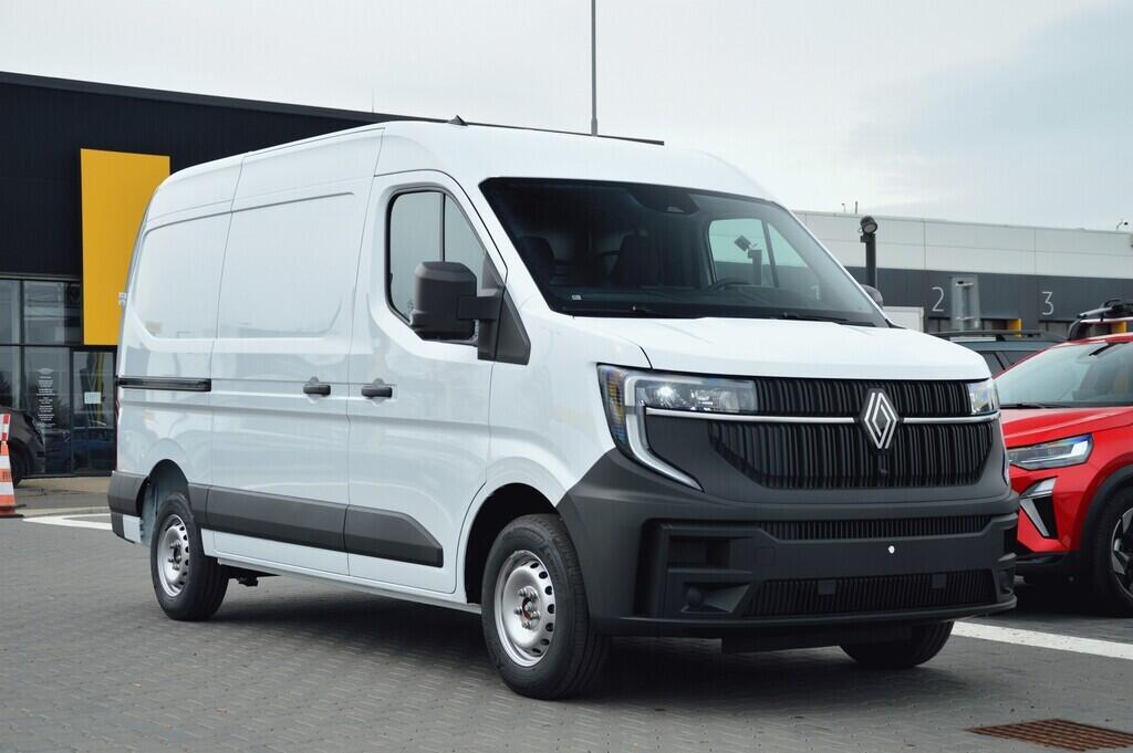 OZ71000597_13.webp_Master Van E-tech Extra L2H2P3  105 kW