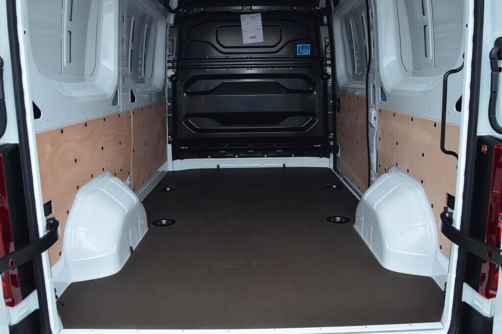 OZ71000597_17.webp_Master Van E-tech Extra L2H2P3  105 kW