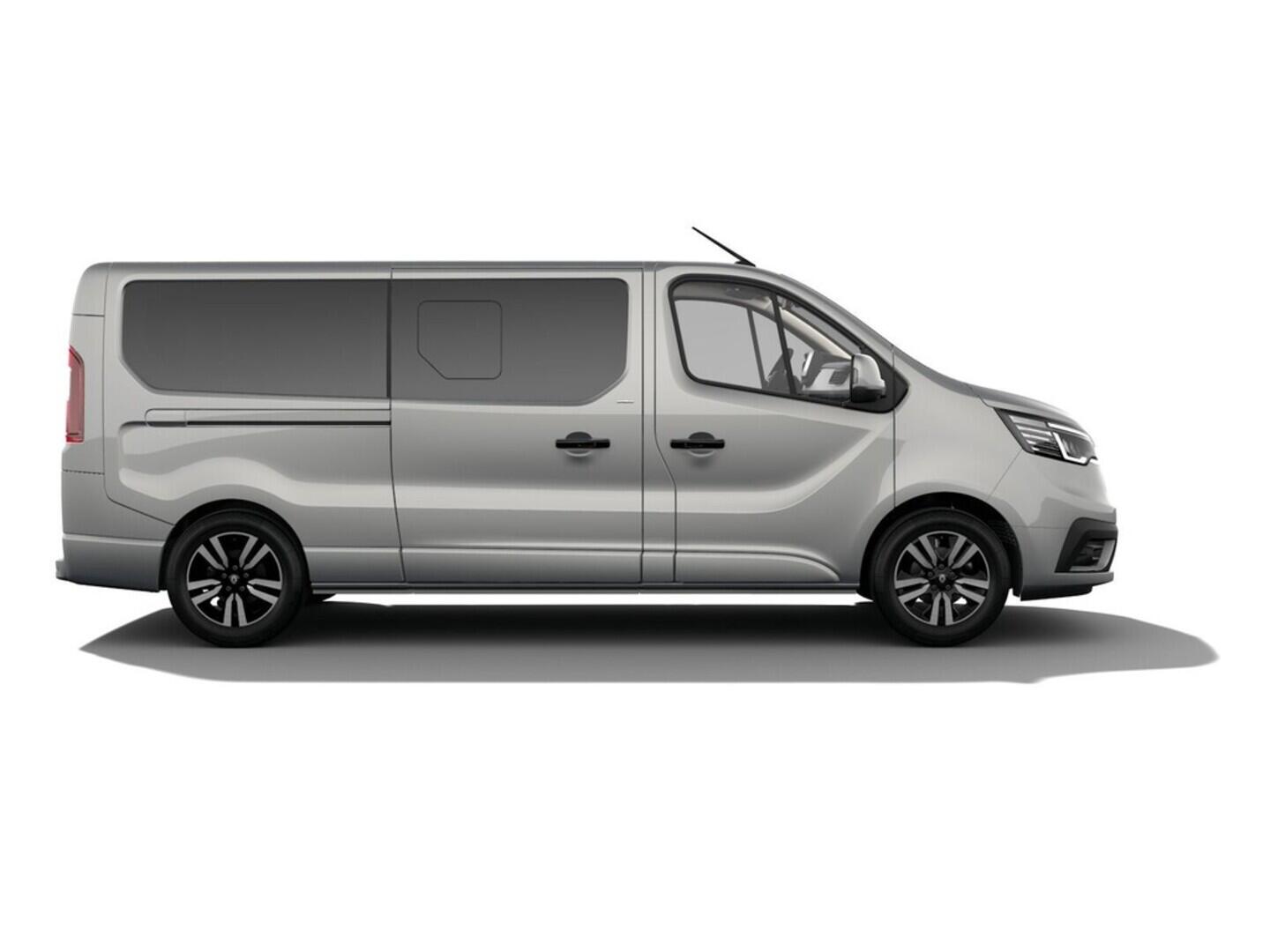 OZ71000601_15.webp_L2 SpaceClass Blue dCi 2,0 110 kW
