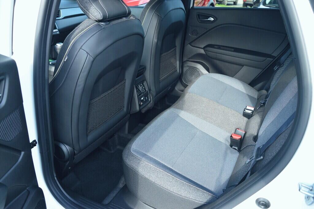 OZ71000643_18.webp_Captur Techno TCe 90 1.0 66 kW