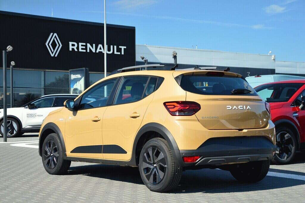 OZ71100748_15.webp_Sandero Stepway Expression ECO-G 100 1.0 74 kW