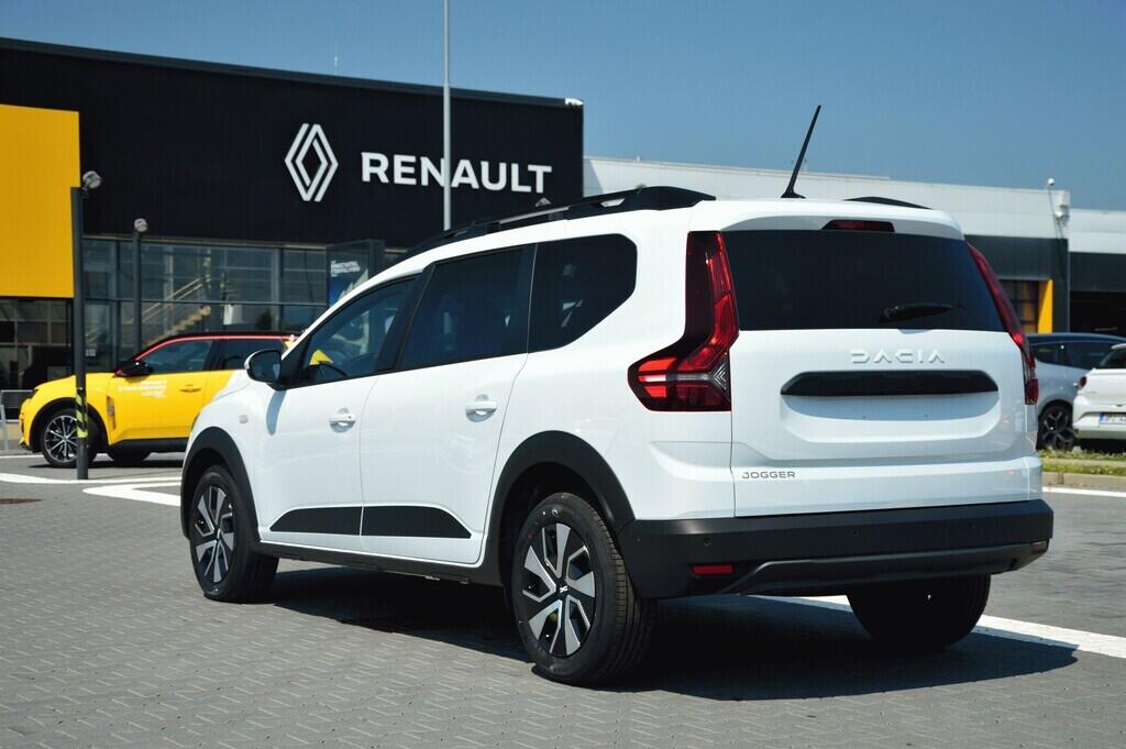 OZ71100813_15.webp_Jogger Expression ECO-G 100 7 míst 1,0 74 kW