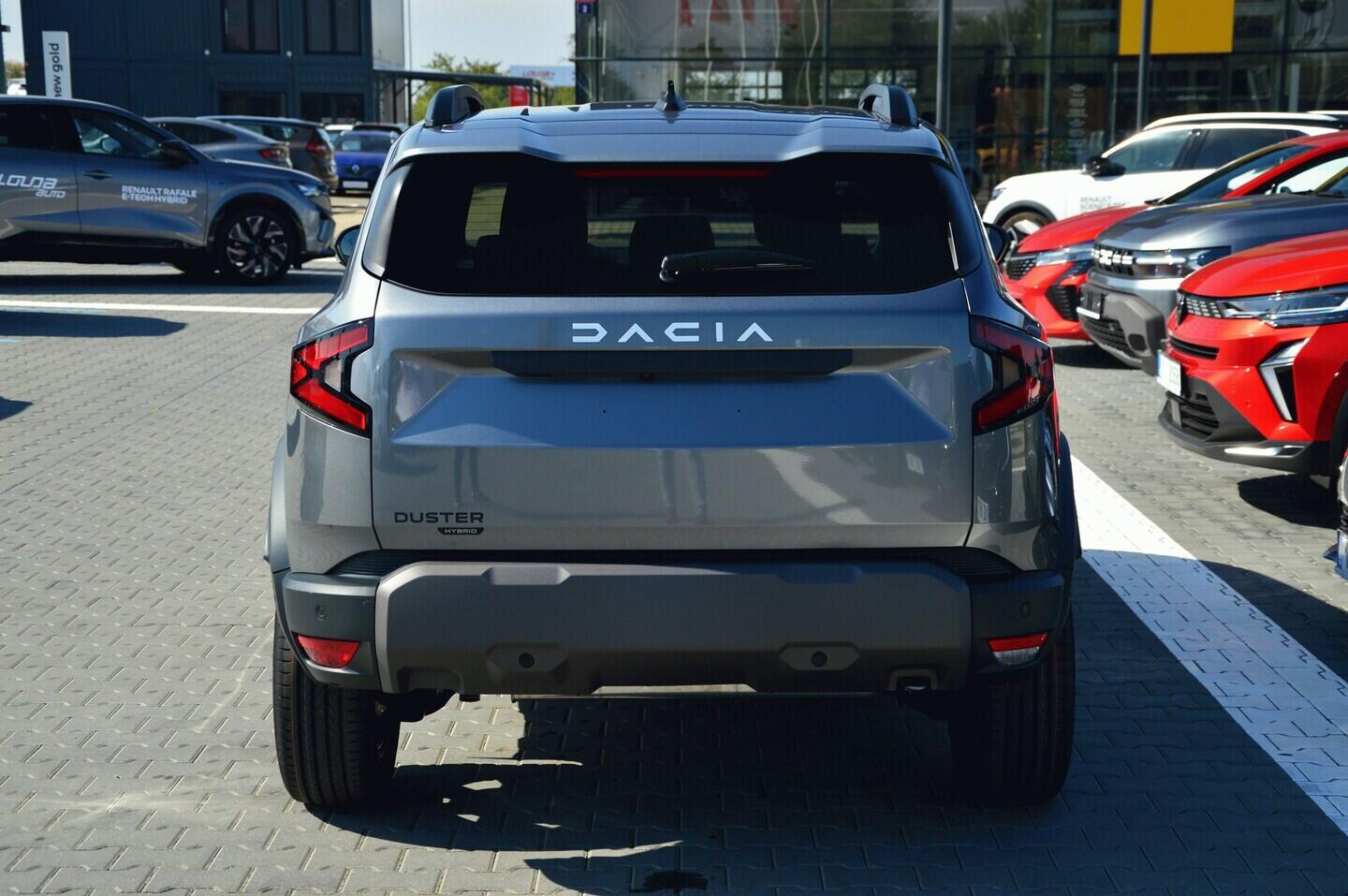 OZ71100942_14.webp_Duster Journey Hybrid 140 1.6 103 kW