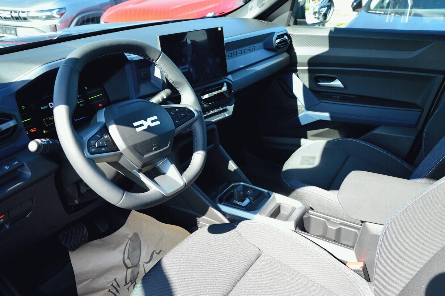 OZ71100942_17.webp_Duster Journey Hybrid 140 1.6 103 kW