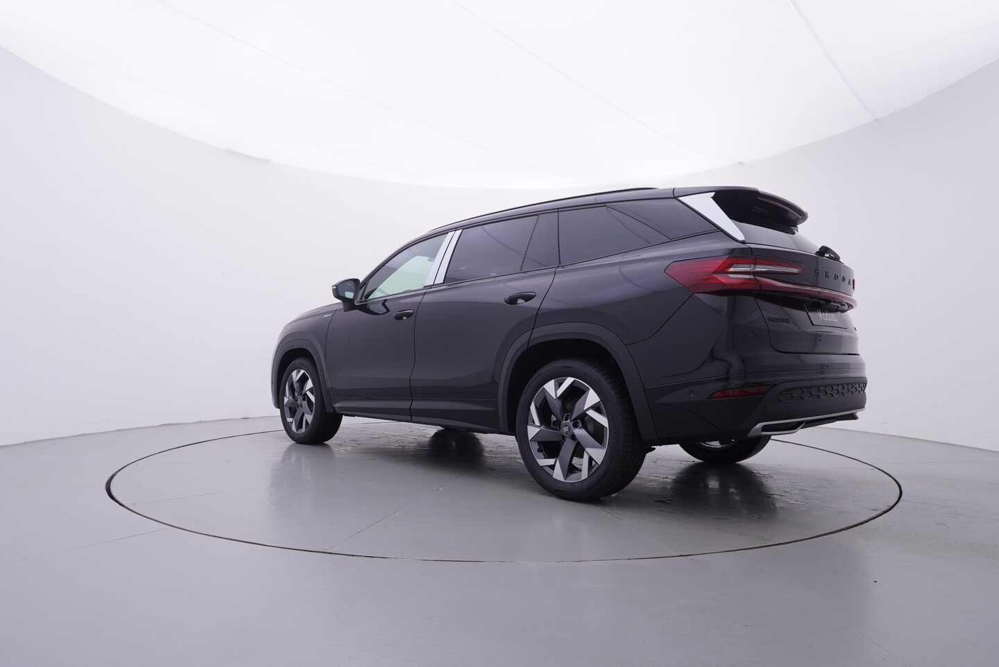 V190-360-A-20260511-110635.webp