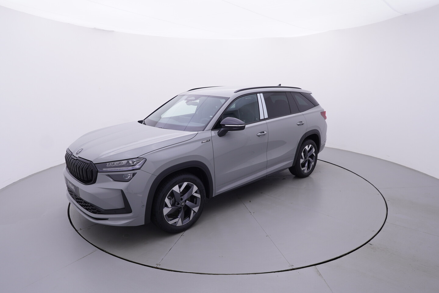 V190-360-C-20260515-111844.webp