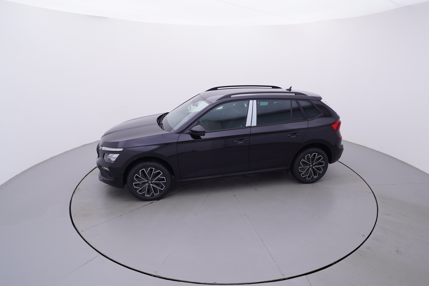 V190-360-D-20260519-174217.webp
