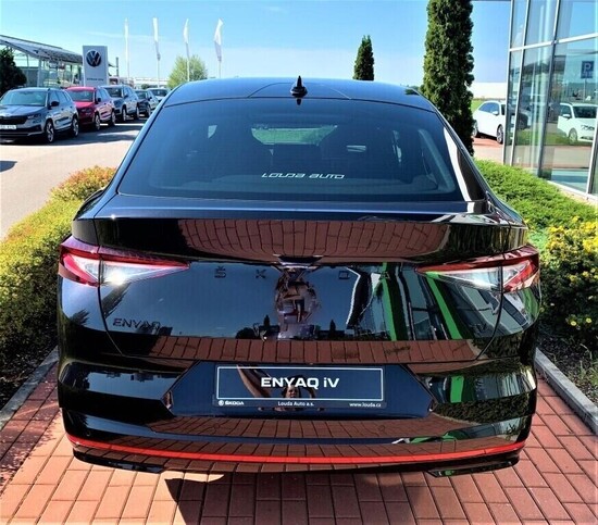 ŠKODA Enyaq Coupé RS 82 kWh 4x4 220 kW_3