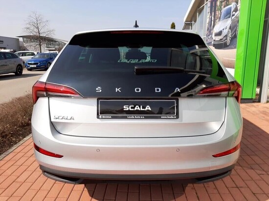 ŠKODA Scala Ambition 1,0 TSI 81 kW_5