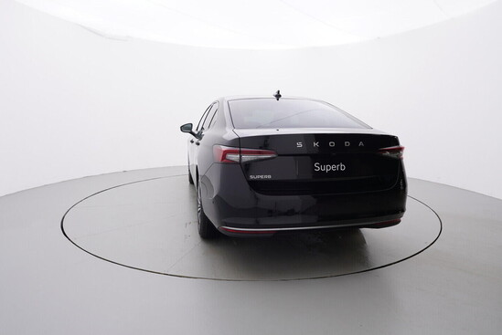 ŠKODA Superb L&K 2,0 TDI 110 kW DSG_4