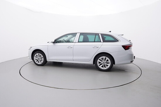 ŠKODA Octavia Combi Top Selection 1,5 TSI 85 kW _3