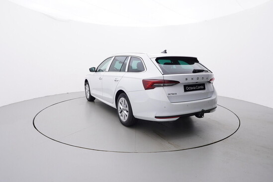 ŠKODA Octavia Combi Top Selection 1,5 TSI 85 kW _4