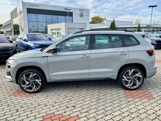 ŠKODA Karoq Sportline 1,5 TSI 110 kW_3