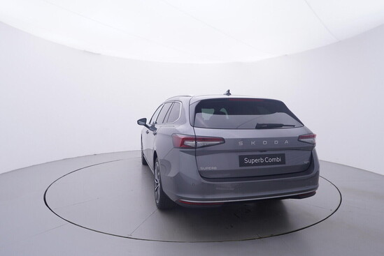 ŠKODA Superb Combi L&K 2,0 TDI 4x4 142 kW_4