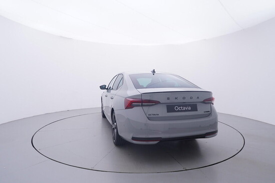 ŠKODA Octavia Sportline 1,5 TSI 110 kW_4