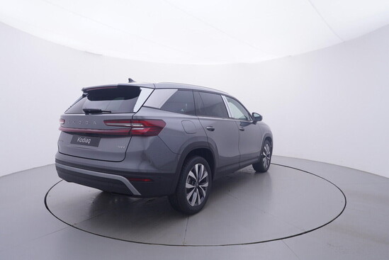 ŠKODA Kodiaq Selection 2.0 TDI 4x4 142 kW_5