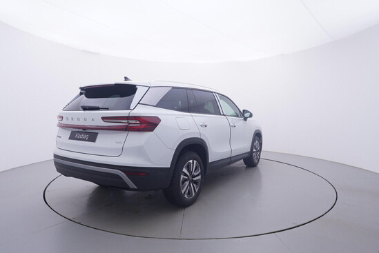 ŠKODA Kodiaq Selection 2.0 TDI 4x4 142 kW_5