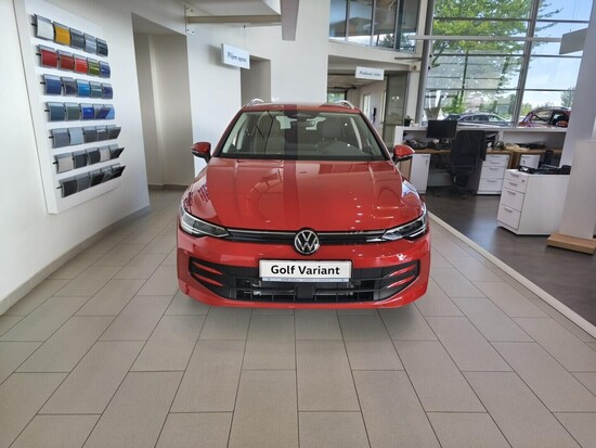 VOLKSWAGEN Golf Variant People 1,5 eTSI 7DSG mHEV 110 kW_2