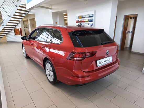 VOLKSWAGEN Golf Variant People 1,5 eTSI 7DSG mHEV 110 kW_5