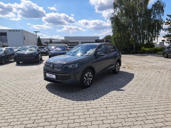 VOLKSWAGEN Tiguan People 2,0 TDI 110 kW_1