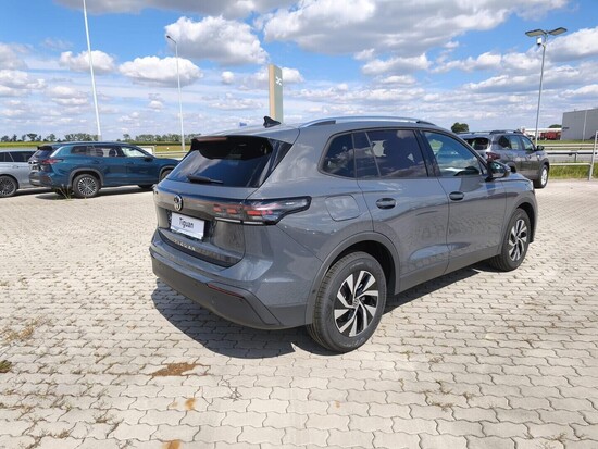 VOLKSWAGEN Tiguan People 2,0 TDI 110 kW_5