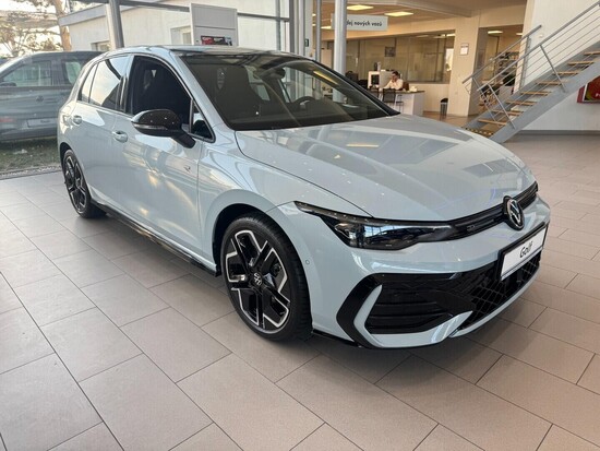 VOLKSWAGEN Golf R-Line People 1,5 TSI 6G 110 kW_3