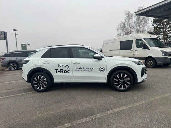 VOLKSWAGEN T-Roc Life 1,5 eTSI 110 kW 7DSG_4
