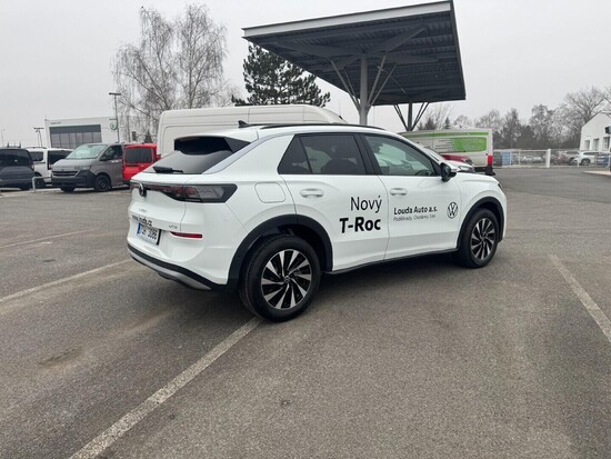 VOLKSWAGEN T-Roc Life 1,5 eTSI 110 kW 7DSG_5