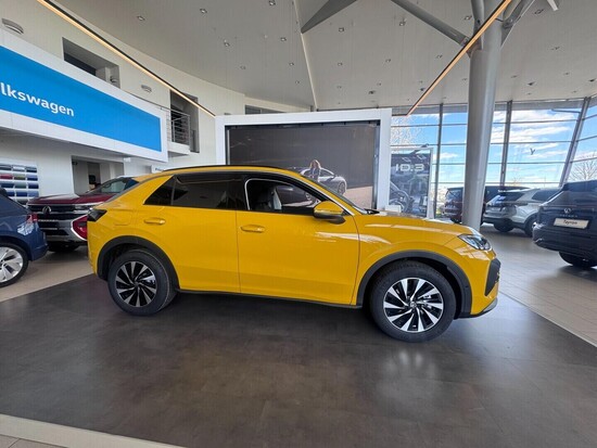 VOLKSWAGEN T-Roc Life 1,5 eTS 85 kW 7 DSG_4