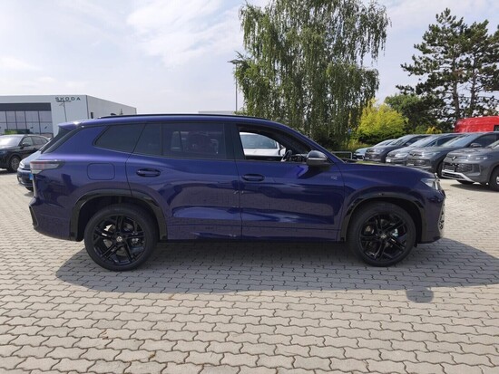 VOLKSWAGEN Tayron R-Line People 1,5 eHybrid 200 kW_4