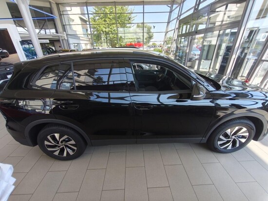 VOLKSWAGEN Tiguan People 1,5 TSI 150 kW eHybrid 150 kW_4