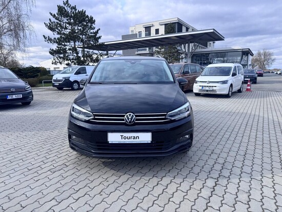 VOLKSWAGEN Touran People 1,5 TSI EVO2 7DSG 110 kW_2