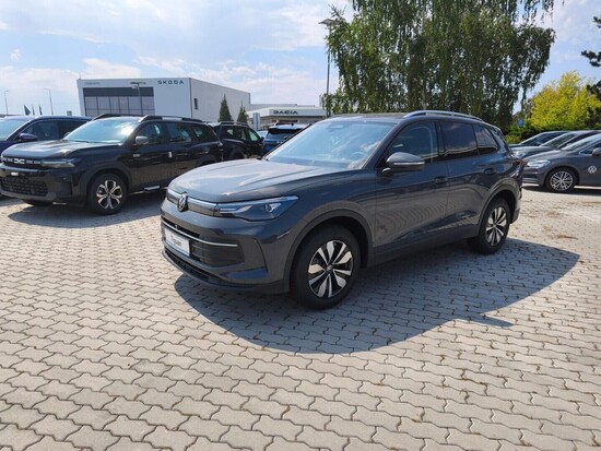VOLKSWAGEN Tiguan Love 1,5 eTSI mHEV 1,5 eTSI 110 kW_1
