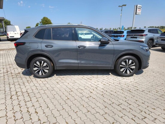 VOLKSWAGEN Tiguan Love 1,5 eTSI mHEV 1,5 eTSI 110 kW_4