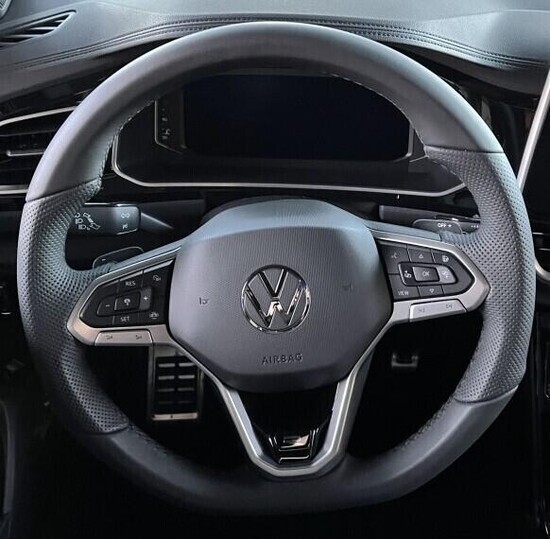 VOLKSWAGEN T-Roc R-Line People 1,5 TSI 110 kW 7 DSG_5