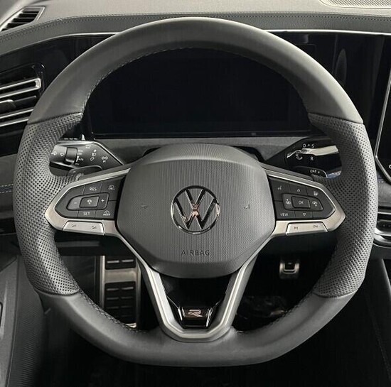 VOLKSWAGEN Tiguan R-Line 1,5 TSI eHybrid 150 kW 6 DSG_5
