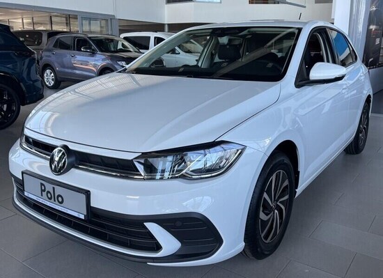 VOLKSWAGEN Polo Love 1,0 TSI 70 kW 5G_1