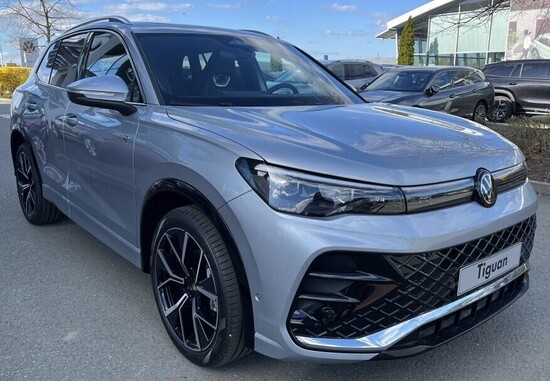 VOLKSWAGEN Tiguan R-Line People 1,5 eTSI mHEV 110 kW_4