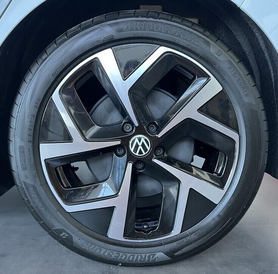 VOLKSWAGEN ID.3 Neo Life 58 kWh 140 kW_5